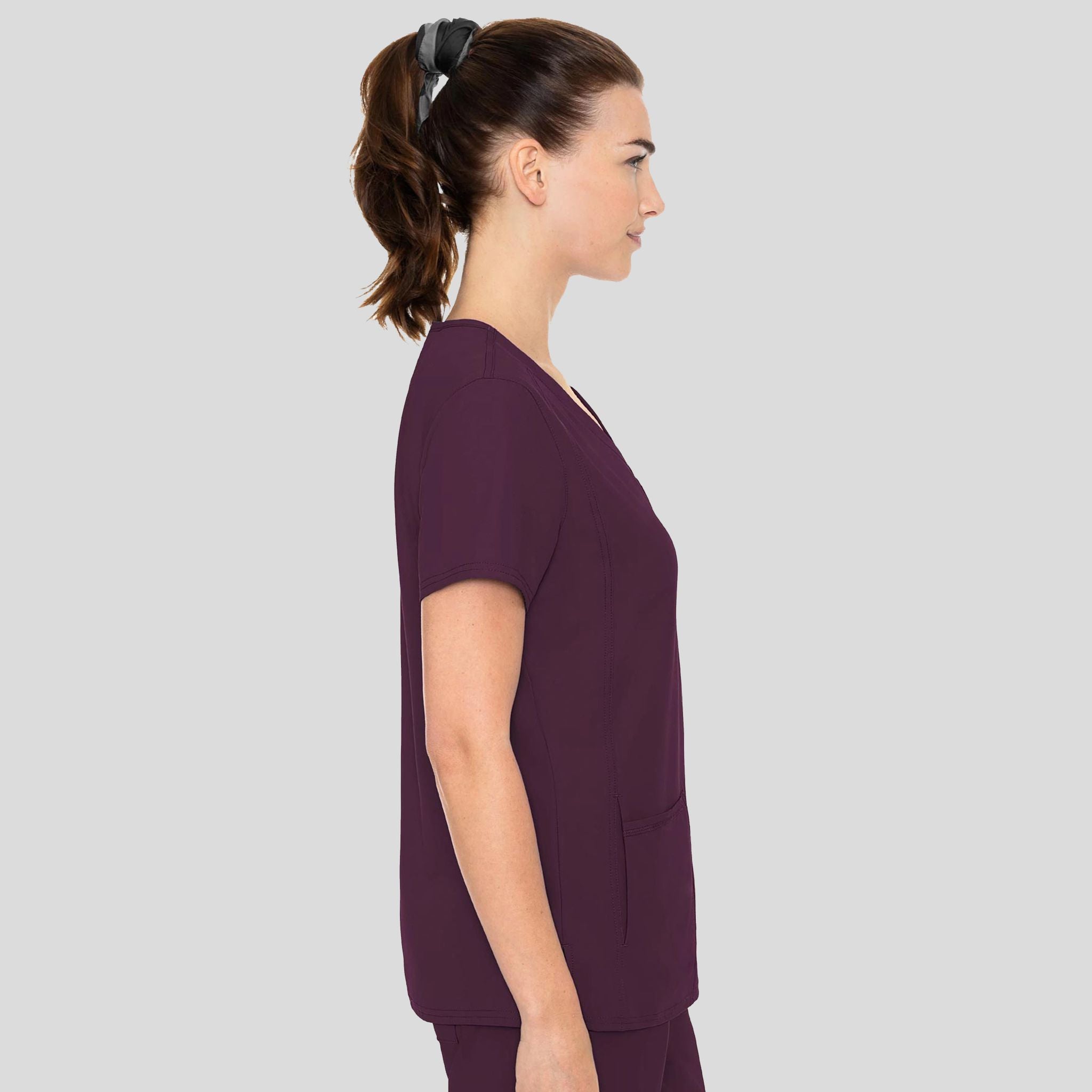 MedCouture_Insight_MC2468_WINE_RIGHT