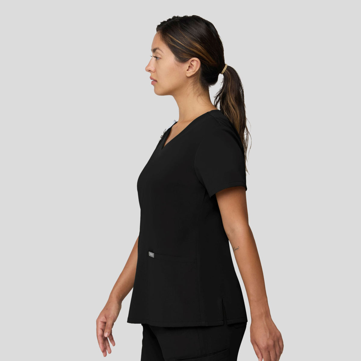 Tempo Women's V-Neck Top | Black